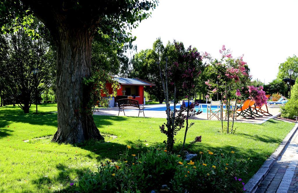 Bed and Breakfast Isola Di Wight San Michele al Tagliamento Exterior foto